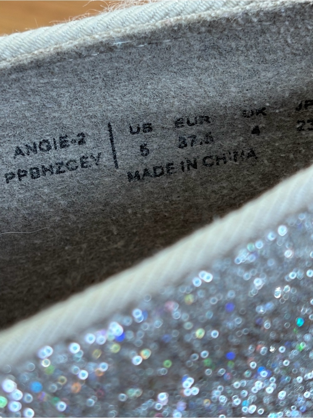 DREAM PAIRS Elastic Strap Silver Glitter Rhinestone Ballerina Flats (5) - Picture 12 of 12